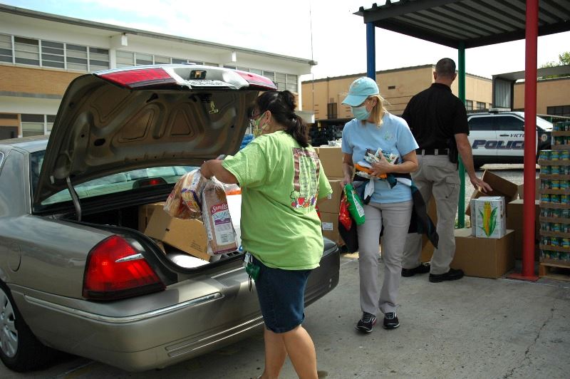 Food Bank drive up distribution 13